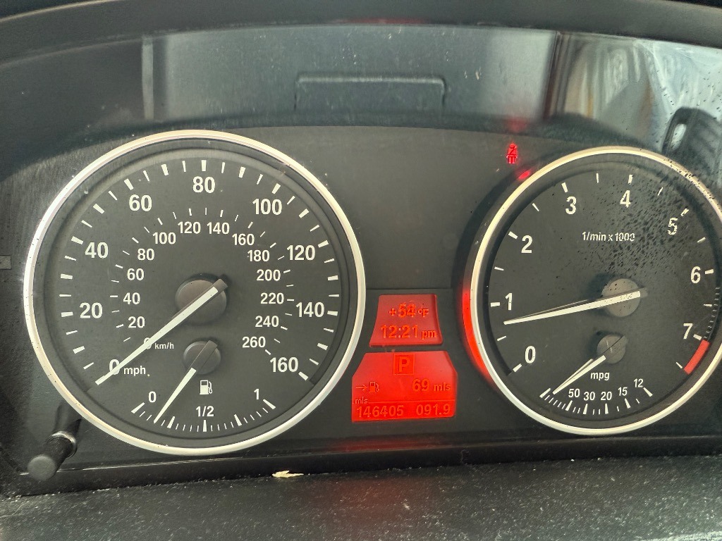 同城 越野车 二手车越野车 7550.00$ 2012年 BMW X5 146405英里