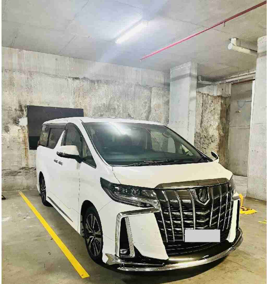 基本全新纯油 Toyota 2023年 Alphard 25T 