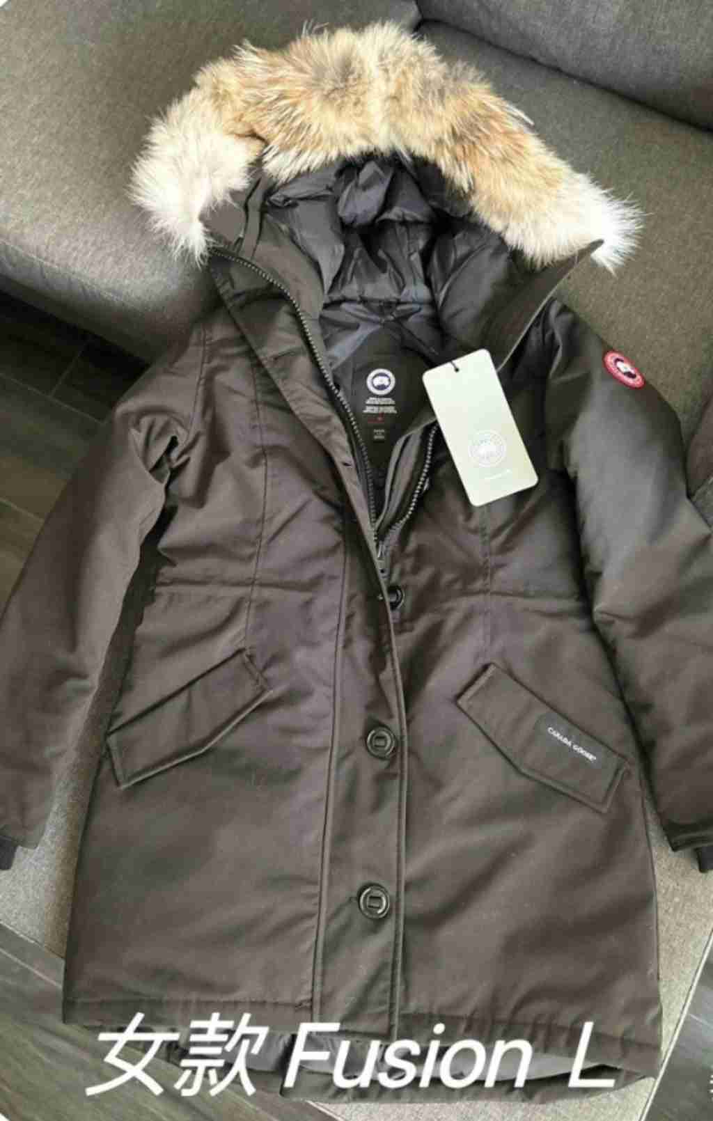 同城 衣包饰品 交易 出售全新加拿大鹅 Rossclair Parka 女士Fusion L 