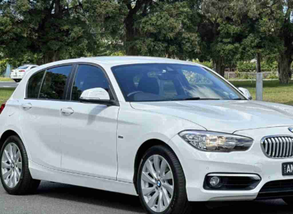 同城 两箱轿车 二手车 17 BMW 120i 7万7kms最高性价比